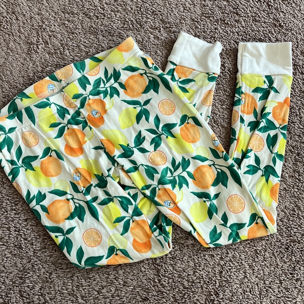 Pajama set - Picture 3 of 3
